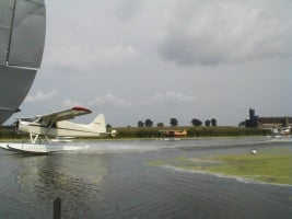 seaplane