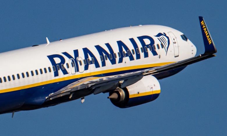 Ryanair flight lands with six minutes of fuel