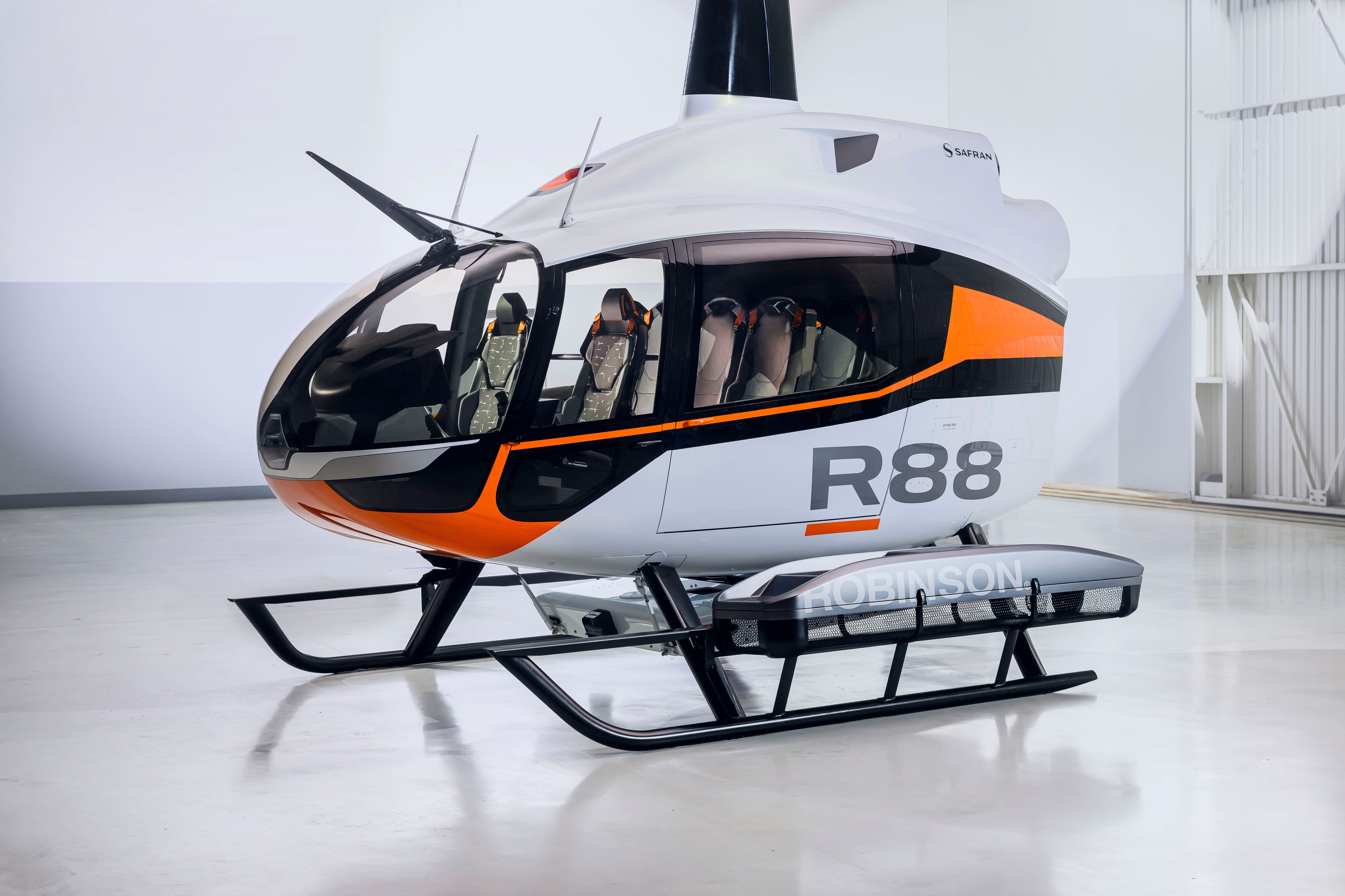 Robinbson R88 Robinson Unveils 10-Seat R88 At Verticon