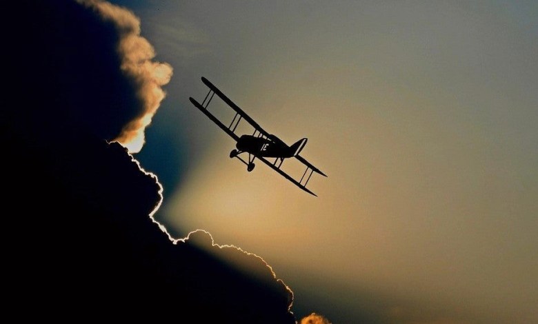 History is full of daring tales of courage and achievement in aviation. These books recount many of the most pivotal moments in flying history.