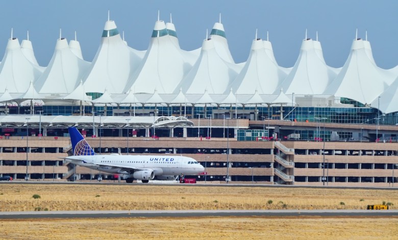 A319 in Denver
