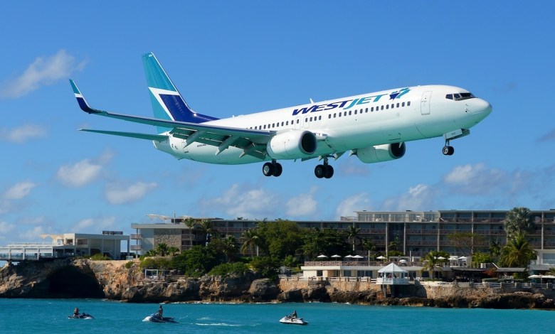 WestJet 737 St. Maarten