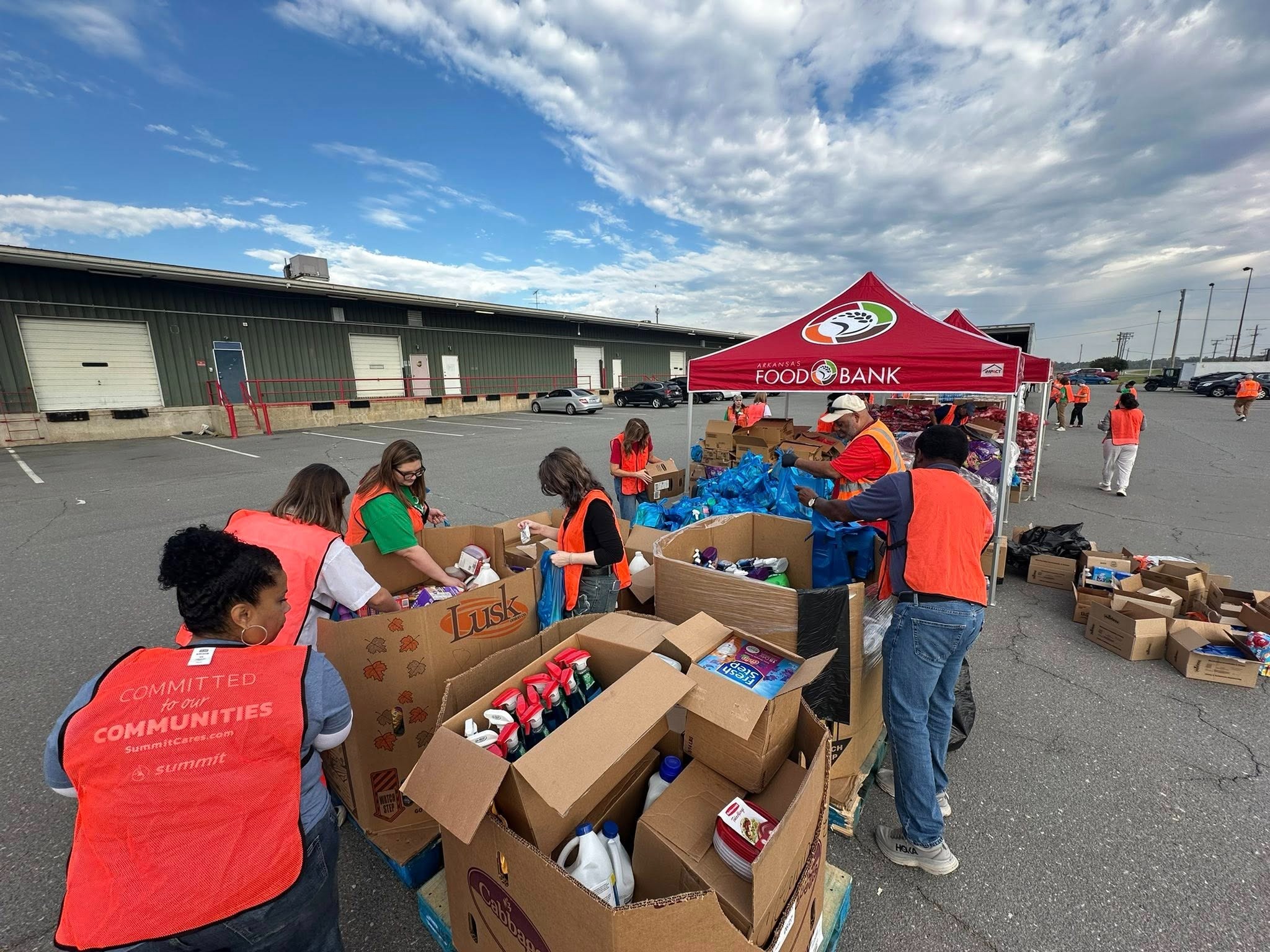 Airport government shutdown relief efforts