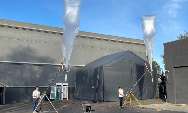 Weather Balloon United Boeing 737 MAX