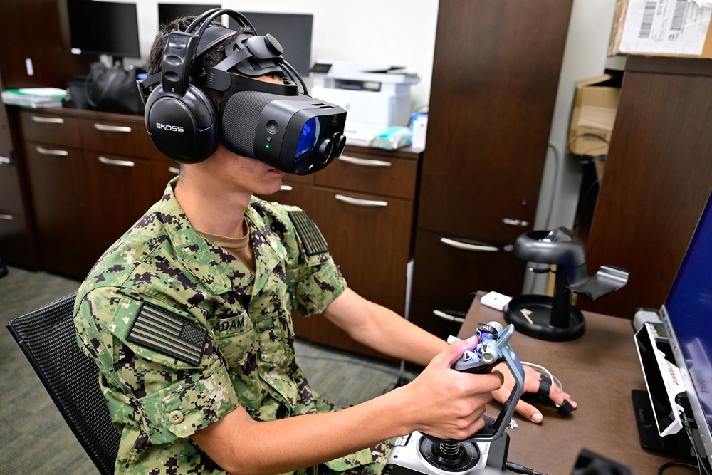 Navy Researchers Advance Pilot Screening With Virtual Reality Platform