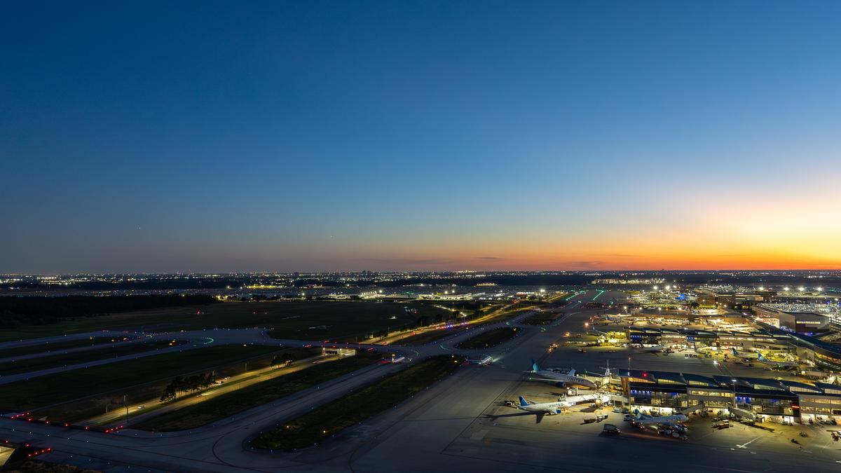 Close Call at Bush Airport