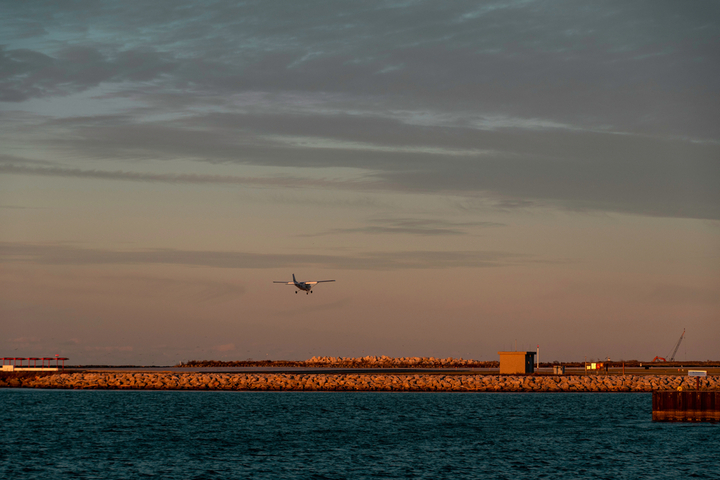 Cleveland Mayor Pushes For Burke Lakefront Airport Closure By 2029