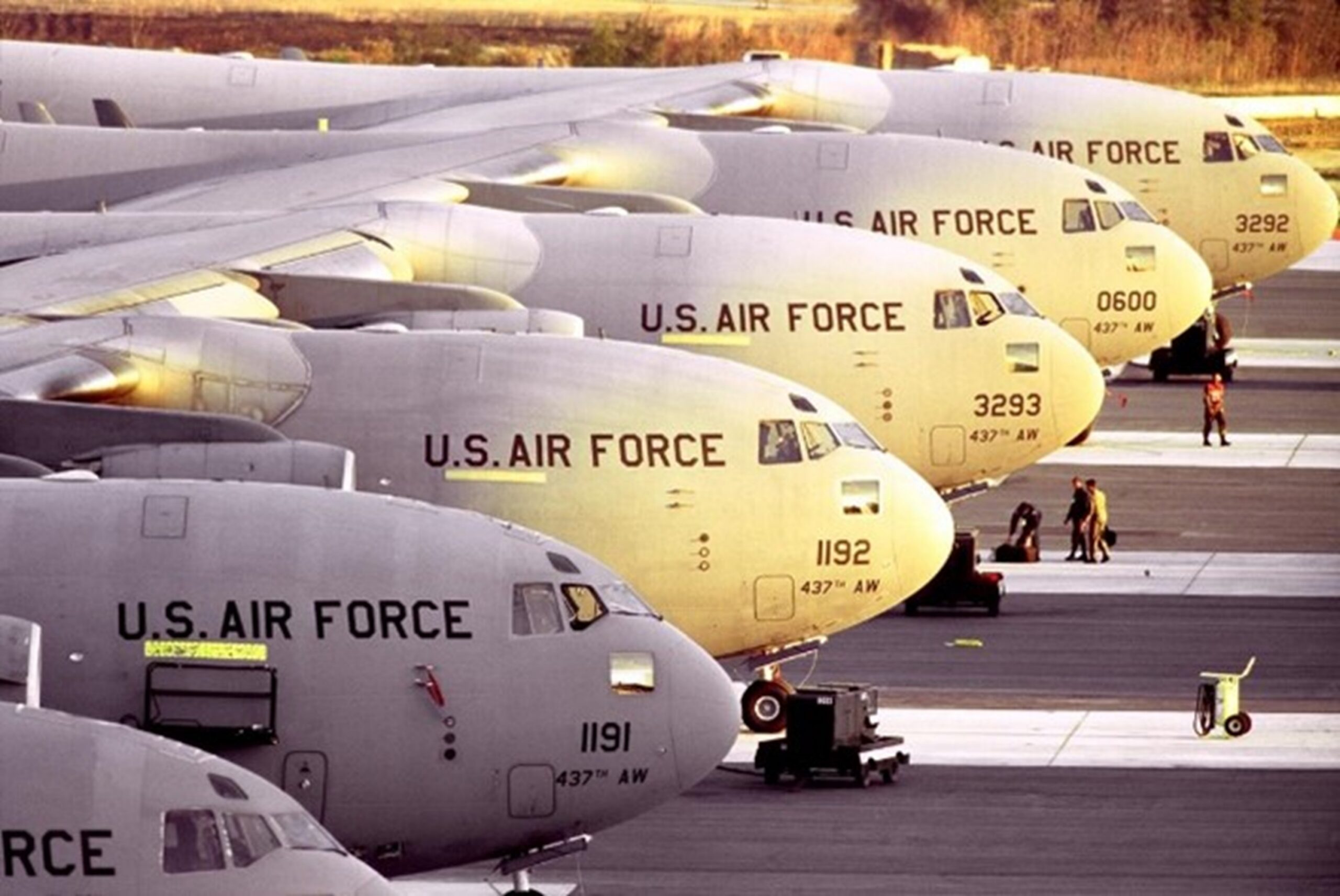 Boeing Contracted For C-17 Flight Deck Upgrades