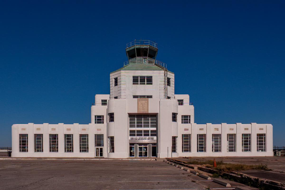 Houston's 1940 Air Terminal Seeks Path to Reopening