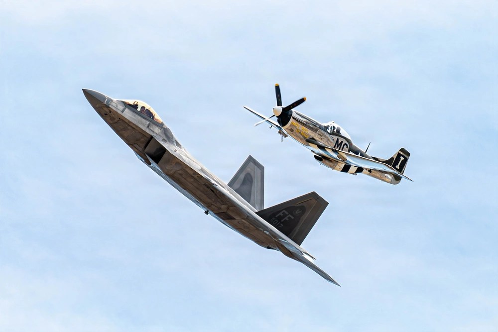 Sun ’n Fun 2026 Kicks Off Today With Airshow and Full Day of Events