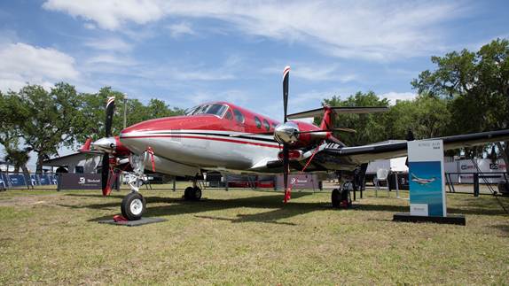 Crimson Edition King Air 360 Unveiled At SUN ’n FUN