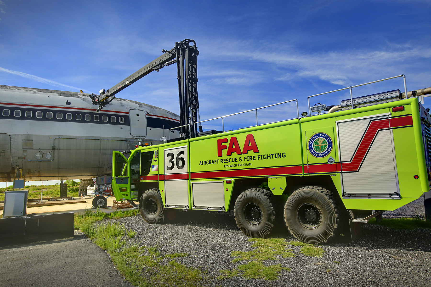 FAA To Equip Airport Vehicles With Transponders