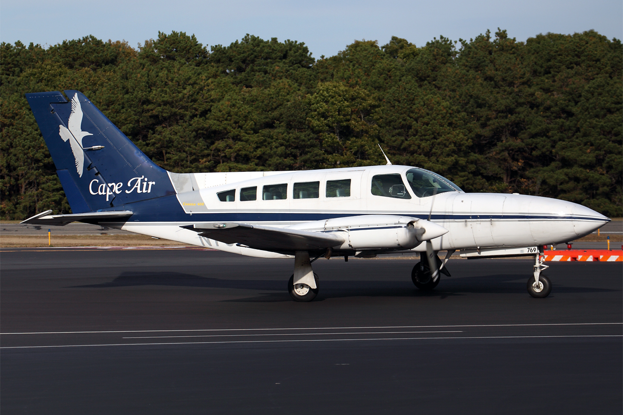 Cape Air Aircraft Involved In Runway Excursion