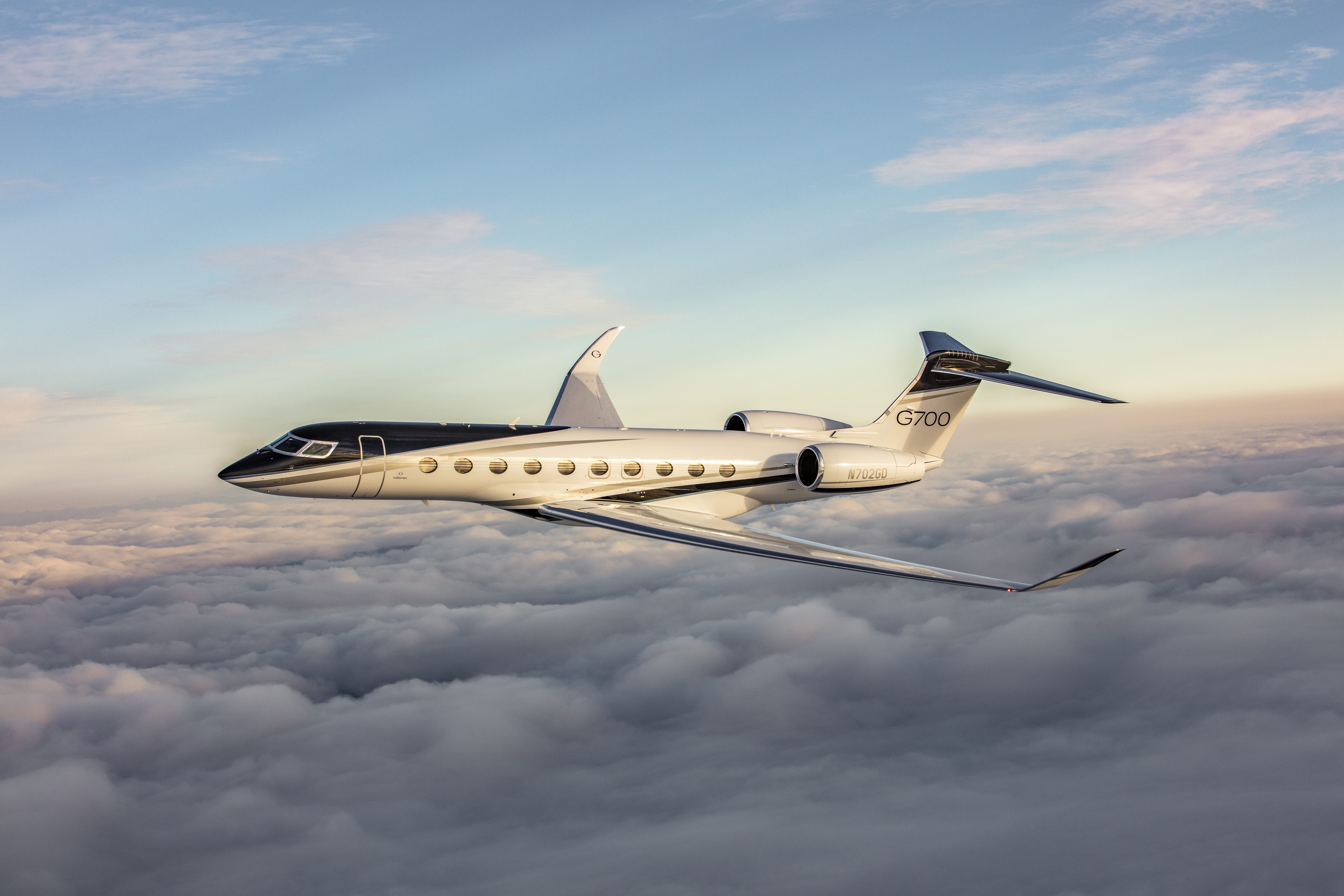 Gulfstream Delivers 100th G700