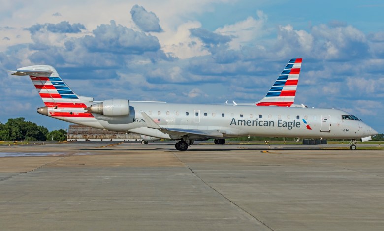 Poll Shows Support For Airline Return To Naples Airport