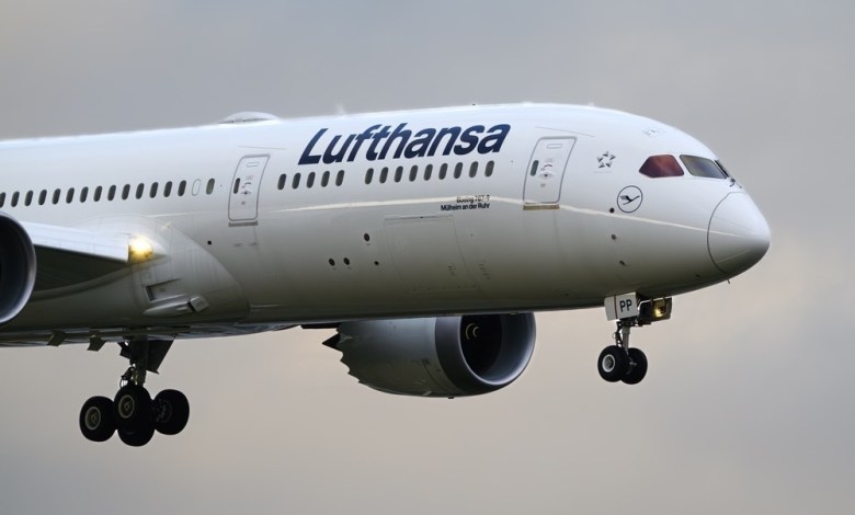 Lufthansa 787 Suffers Nose Gear Collapse At Frankfurt