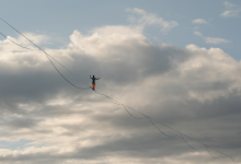 Bill Targets Slackline Hazards to Low-Flying Aircraft