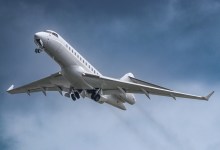 Rafale Pilot Spots Global 6000 Fuel Leak