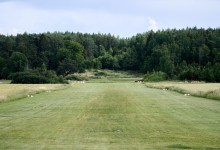 Neighbors Fight BETA CEO’s Airstrip