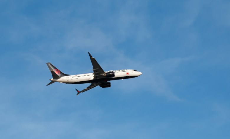 Laser Targets 737 at 34,000 Feet Over Wisconsin