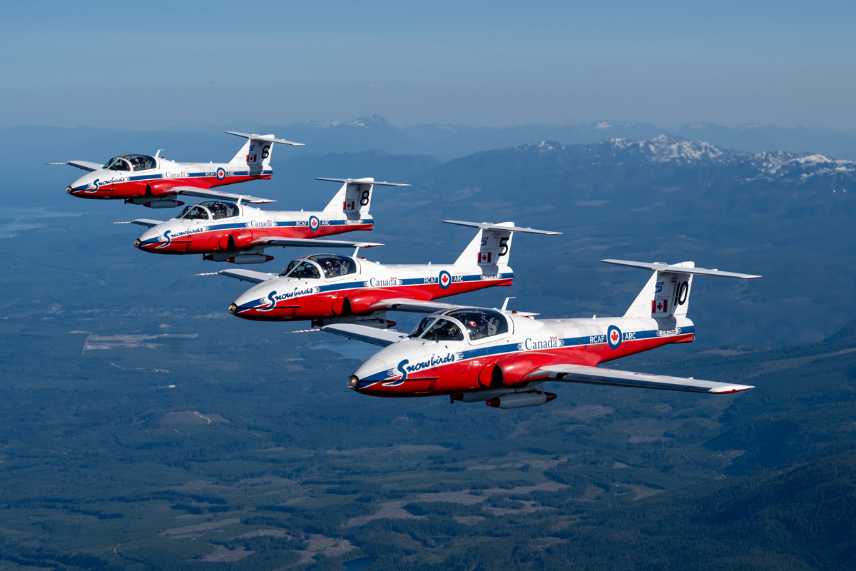 Snowbirds Fly Final Tutor Airshow After 55 Years