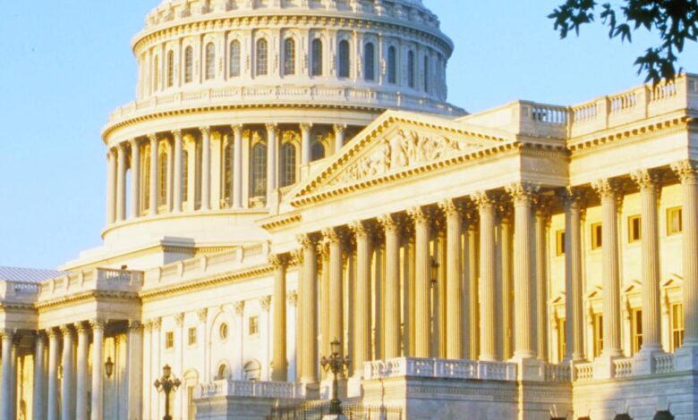 Senate Panel Advances FAA Safety Review