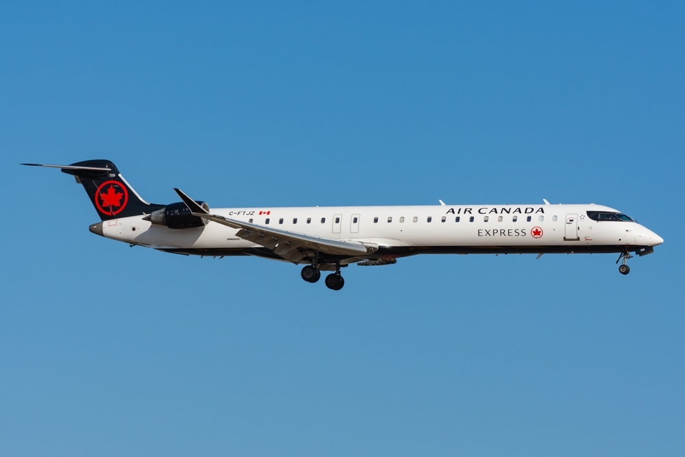 Air Canada Jet Crash at LaGuardia Kills Two Pilots