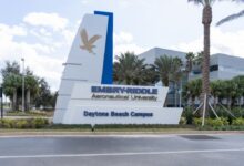 Shutterstock [JHVEPhoto]